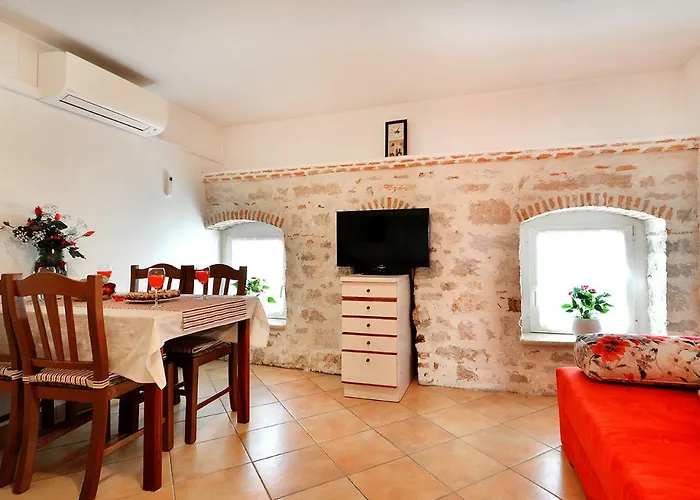 Old Town Vrsar, Apartments Danica & Zoran